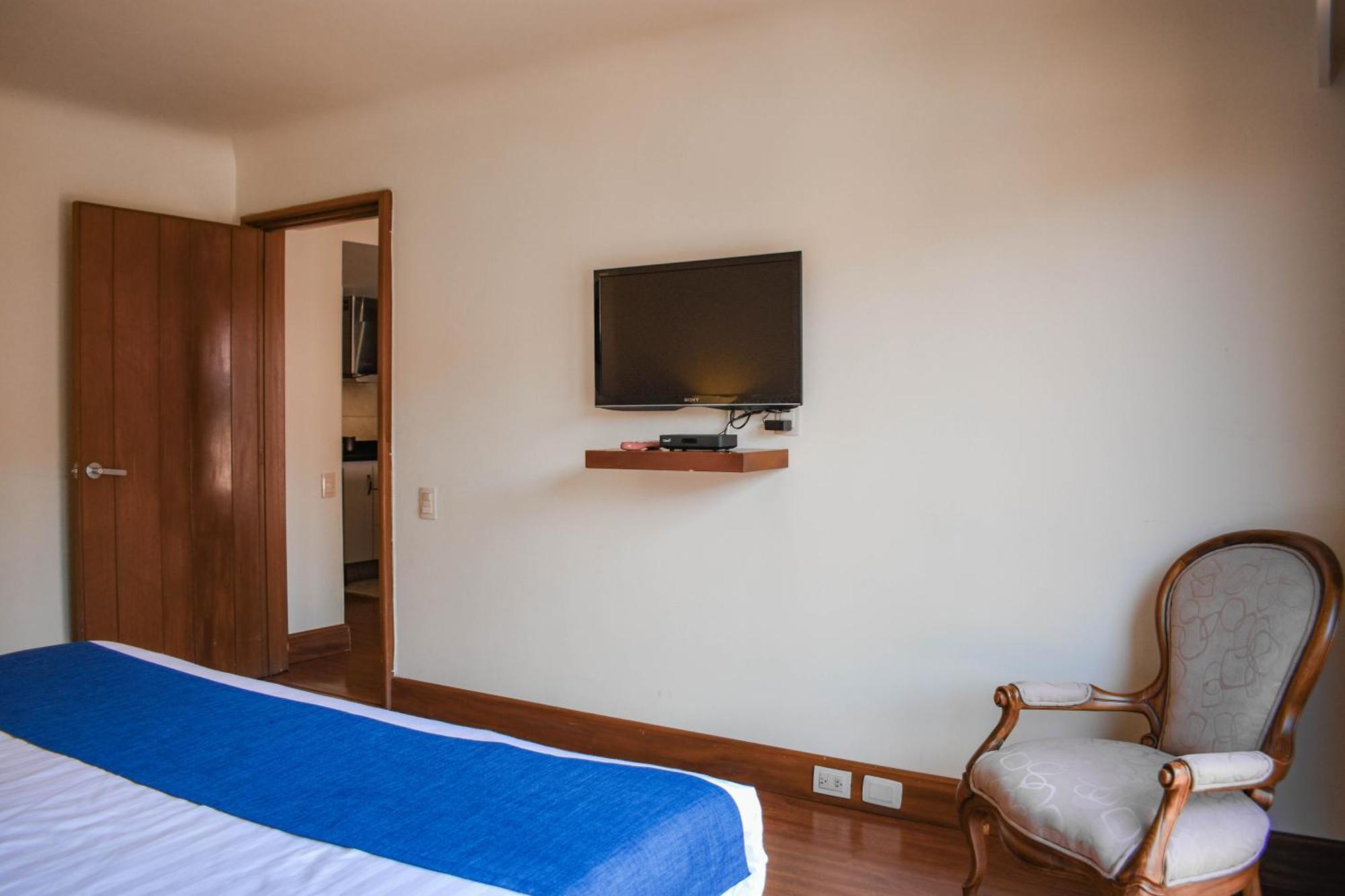 Cora 127 Plenitud Aparthotel Богота Екстериор снимка